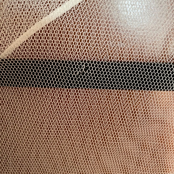 Babaton White Top - Picture 3 of 4